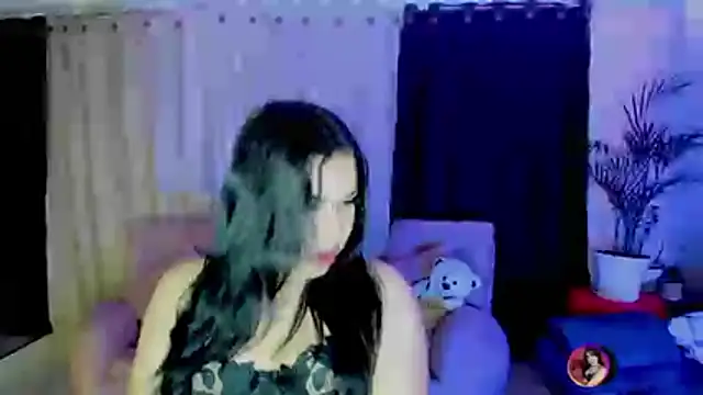 linda_zaam83866 webcam