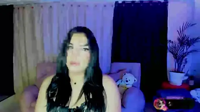 linda_zaam83866 webcam