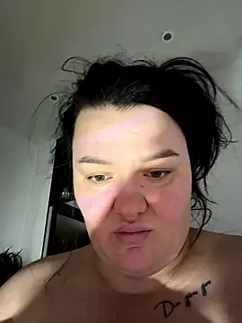 SunnyLeila2101 webcam