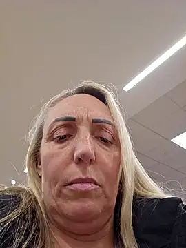 theblondecocklover webcam