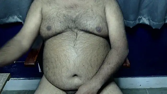 hairysubcub_70 (Ask my age) - Welcome To Daddy's Room. Make Daddy Cum.