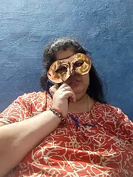 tamilthanushri webcam