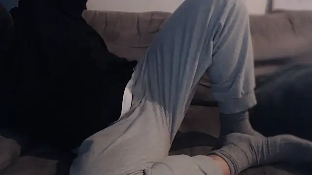 hugemachohandsome webcam