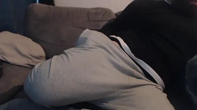 hugemachohandsome webcam