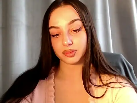 courtneyPerfect webcam