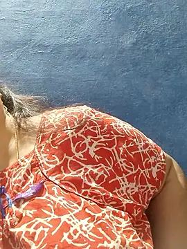 tamilthanushri webcam