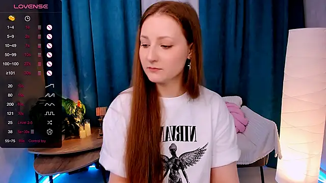 velvet_cherry_ webcam stripchat model stream image