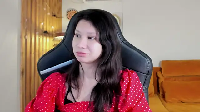 saradenars - SaraDenars's free webcam - UK Sex Cams