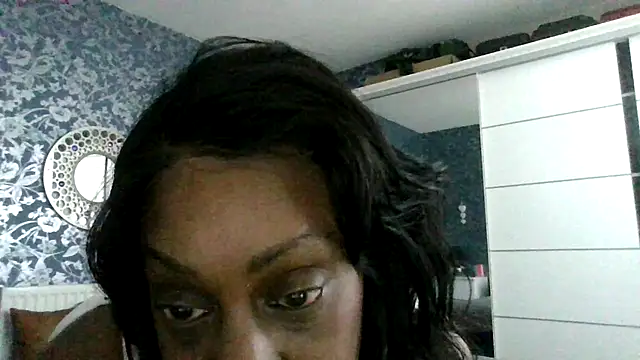 Ebony-SultryX webcam
