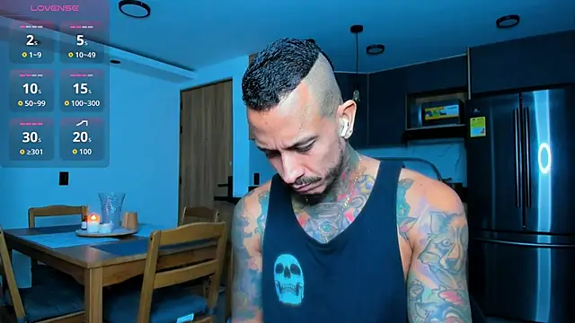 fitnolan live cam screenshot malefemale from Colombia on Clip20 – Short Porn Clips & Live Cams