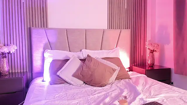 Victoria_Beaumont webcam