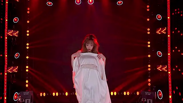 美女cdyyds003在线直播