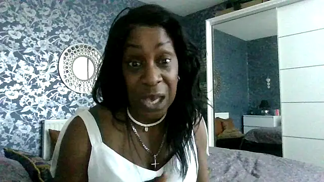 Ebony-SultryX webcam