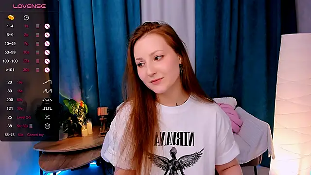 velvet_cherry_ webcam