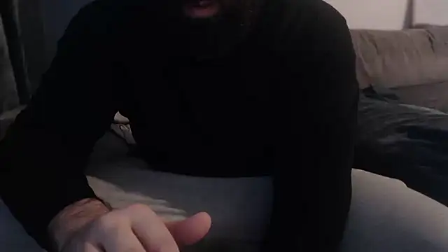 hugemachohandsome webcam