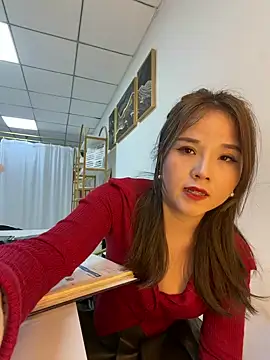 美女Efangfang在线直播