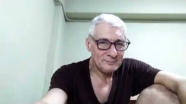 BIGUNCUTHARDCOCK webcam