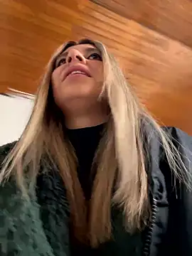 Isabella_Varella webcam