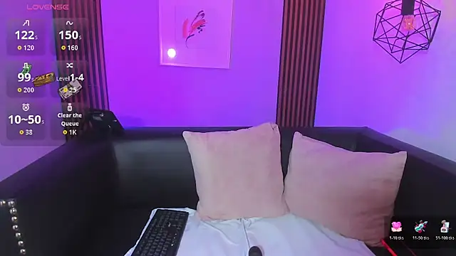 Nahiajhonson_ webcam