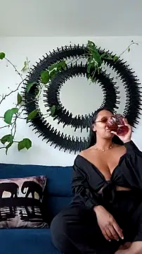 esmeralda333 (Ask my age) - penetration in shower