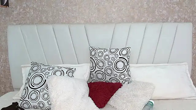 alicesmity_ - AliceSmity_'s free webcam - UK Sex Cams