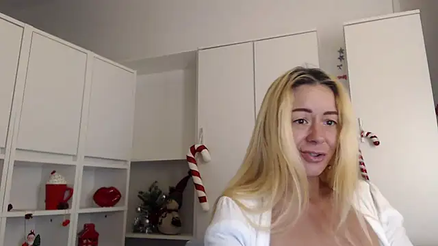 _karolynesyera_ - _karolynesyera_'s free webcam - UK Sex Cams