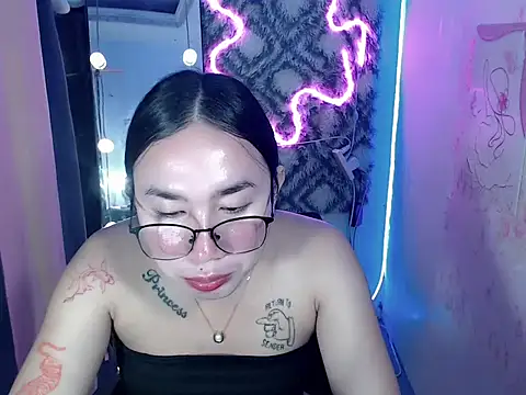 in_yourdreamstarxx webcam