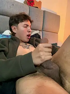 NaytonFreeman webcam