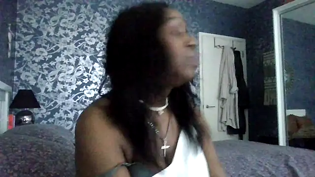 ebony-sultryx (F mature) - Shopping Spree 🛍