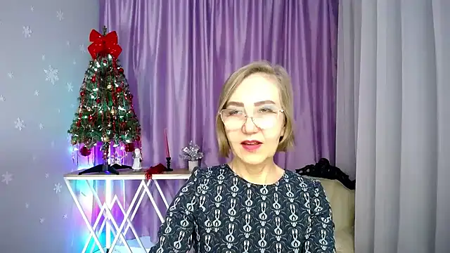 queen_a_n_i - Queen_a_n_i's free webcam