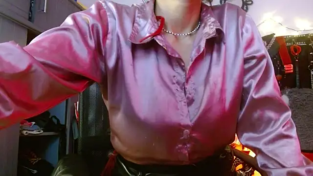 AmelieMartinez webcam