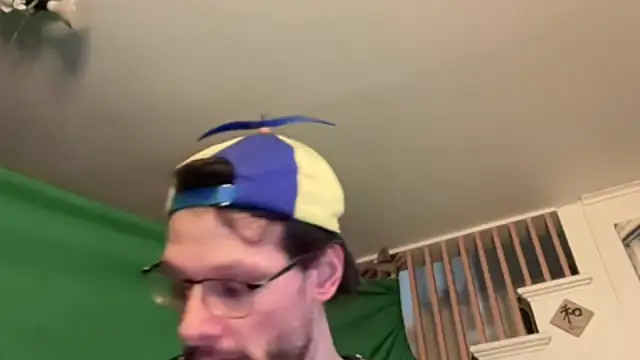 MasterDaddyCool webcam