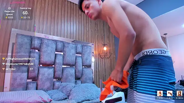 owen__johnson webcam