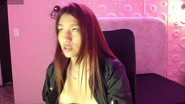 yuyis_15 webcam stripchat model stream image