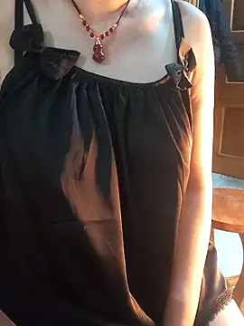 myna_999 - Myna_999's free webcam - UK Sex Cams