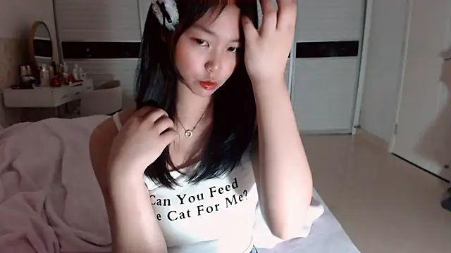 Miu1_girl webcam