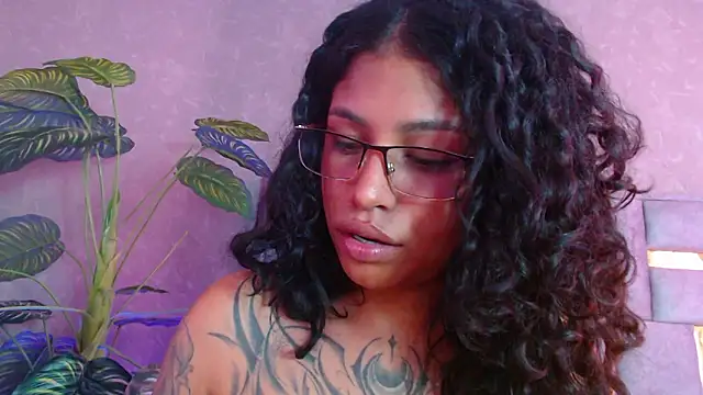 juliarose_ks - JuliaRose_ks's free webcam - UK Sex Cams