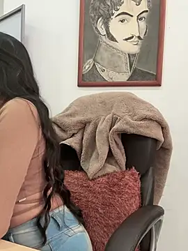 _Bella-Office1 webcam