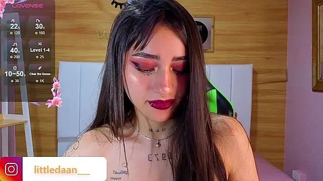 Abril_Velvet_a_ webcam