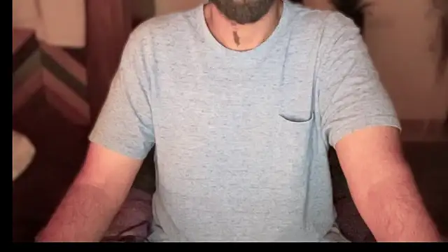 makemeawareaah (M young) - Wear Saree <3