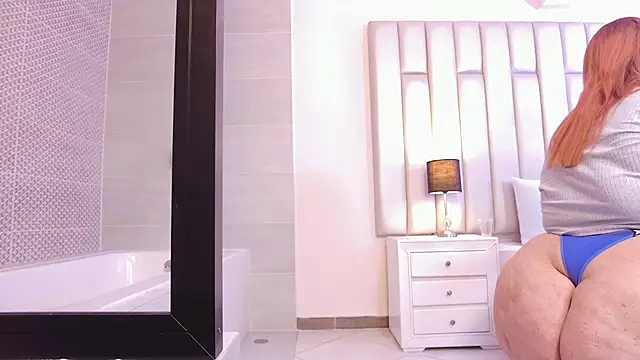 aandreaperez (F young) - RIDE DILDO XXL