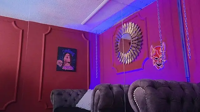 Julieta_Russell webcam