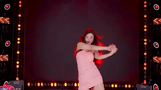 cdyyds003 (G young) - 完成目标解锁隐藏舞蹈