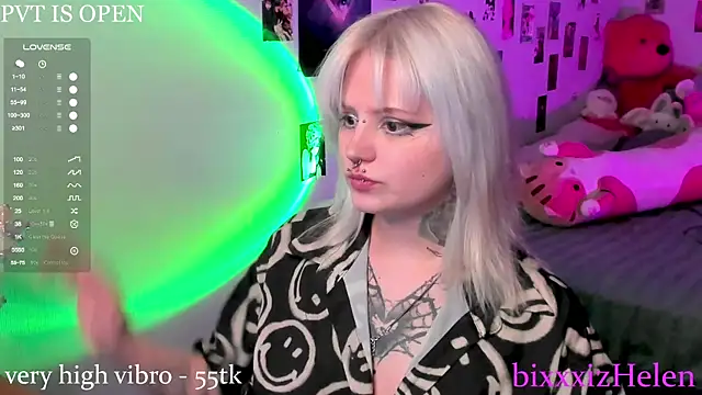 bixxxiz - Bixxxiz's free webcam - UK Sex Cams