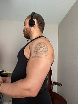 fathero1time - Fathero1time's free webcam - UK Sex Cams