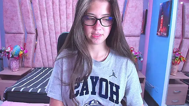 sarah_sweett_ webcam