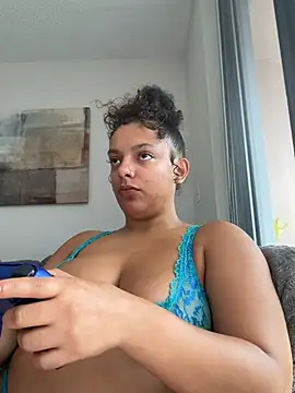 allybluee777 - Allybluee777's free webcam - UK Sex Cams