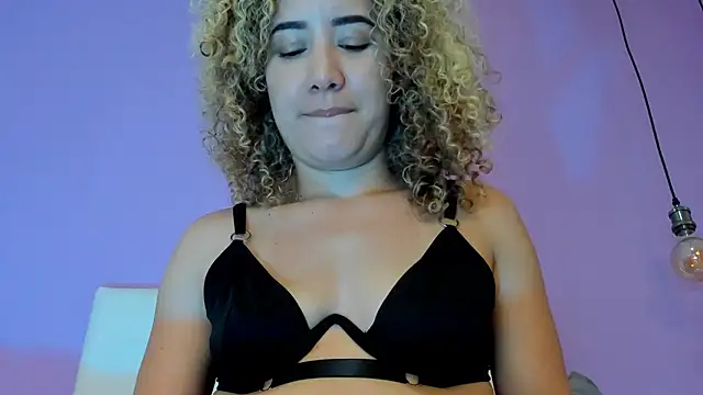 Charlotte11-11 webcam