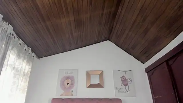 CelessteRedds webcam