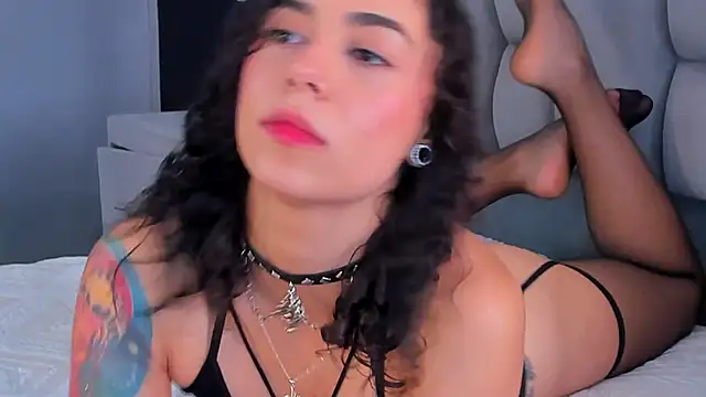 AliceStevens_ webcam